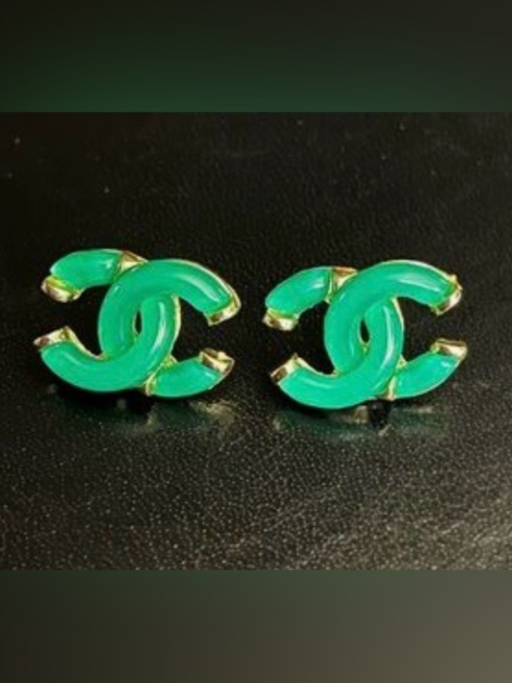 Double C Lucite Green With Gold - Tone Stud Earrings For Pierced Ears NEW !